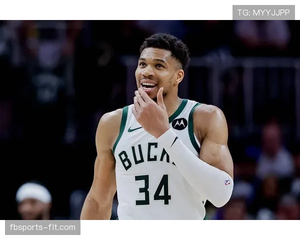 扬尼斯挡拆拉开空间效率提升显著领先同为核心的字母哥