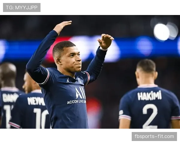 姆巴佩离队引爆巴黎内忧外患，体系崩溃豪门跌入争冠深渊